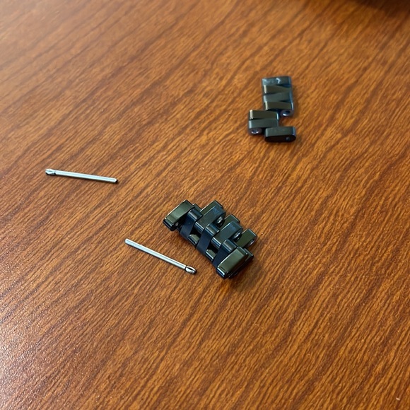 Michael Kors Watch - Picture 8 of 8